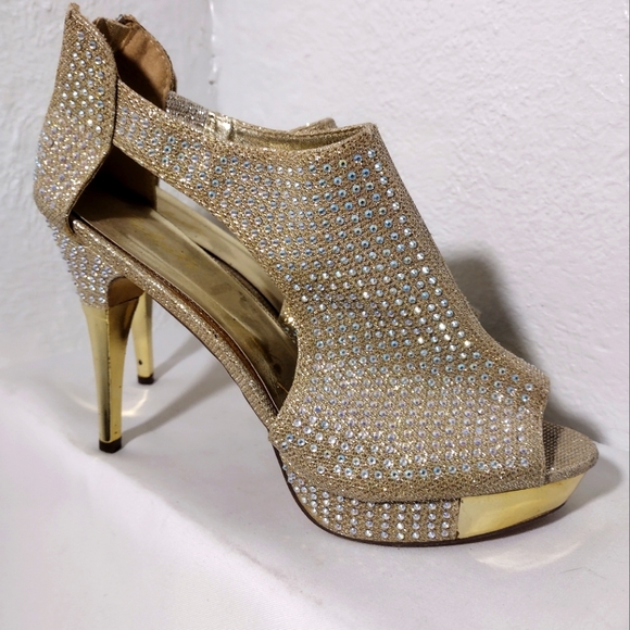Women's Celeste gold heels - Picture 1 of 5